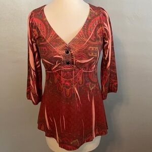 b.friends 3/4 Sleeve Top V Neck Small? Fall Colors